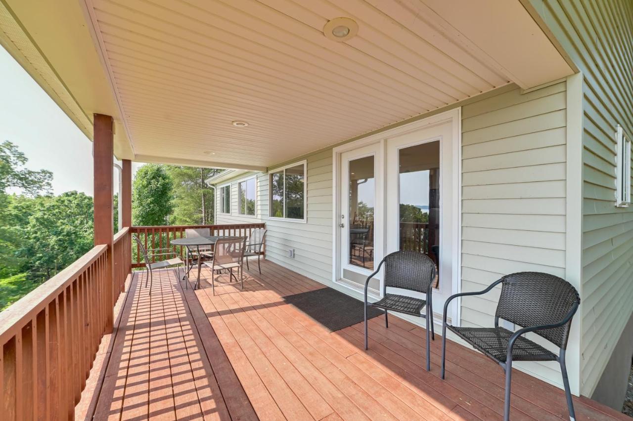 Kentucky Lake Getaway With Lookout Deck, Water View! New Concord Εξωτερικό φωτογραφία