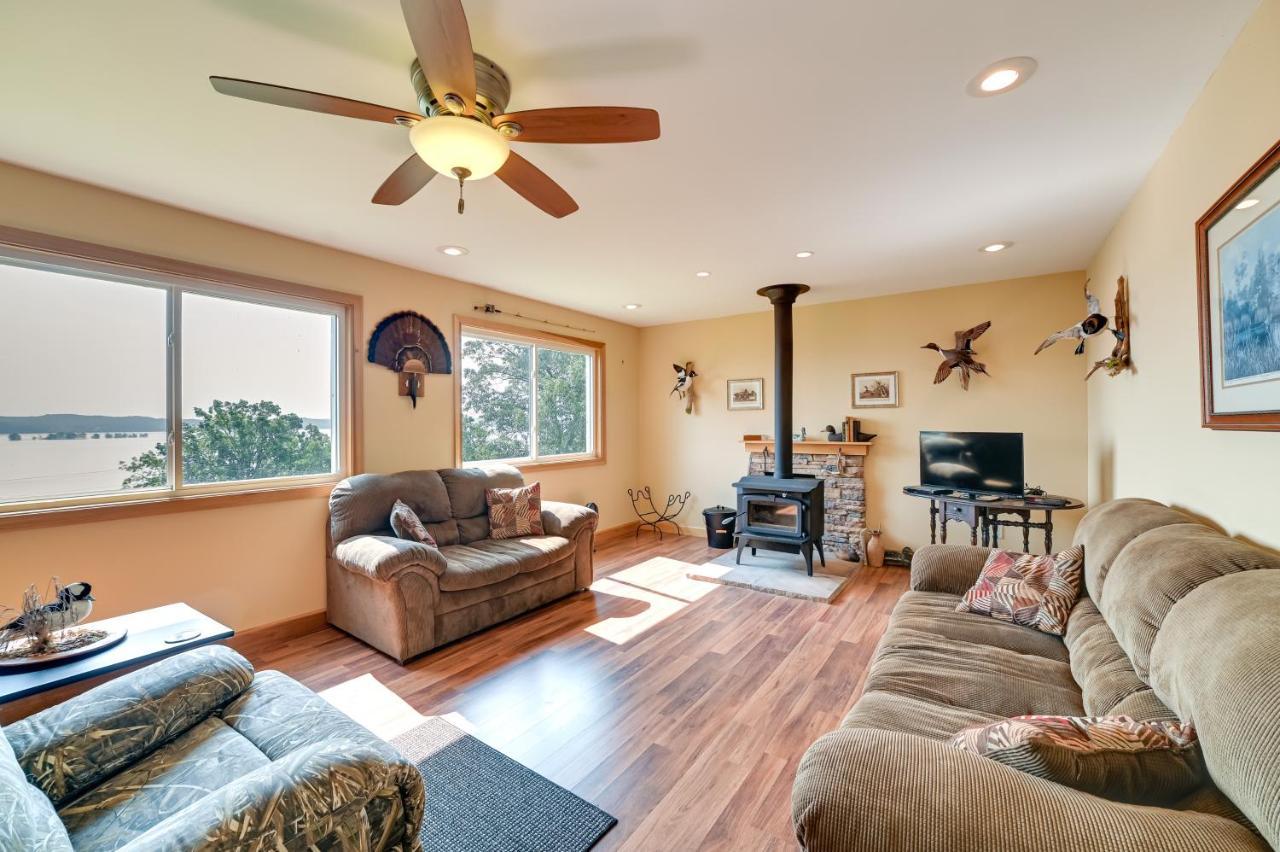 Kentucky Lake Getaway With Lookout Deck, Water View! New Concord Εξωτερικό φωτογραφία