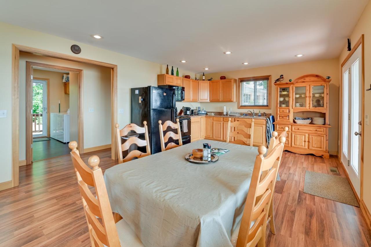 Kentucky Lake Getaway With Lookout Deck, Water View! New Concord Εξωτερικό φωτογραφία