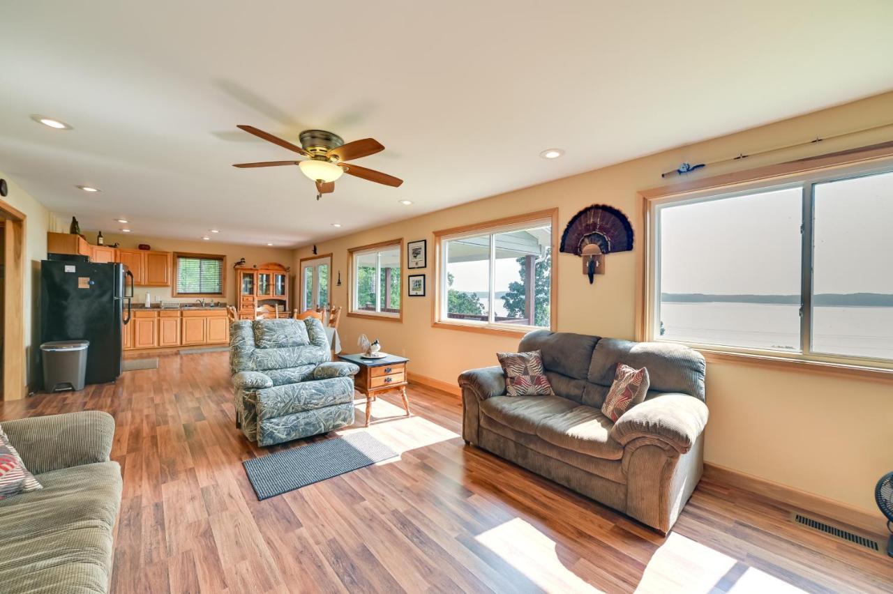 Kentucky Lake Getaway With Lookout Deck, Water View! New Concord Εξωτερικό φωτογραφία